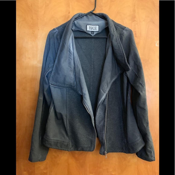 Buckle Side ZIp Jacket - Picture 8 of 14